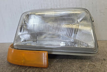 Laden Sie das Bild in den Galerie-Viewer, Frontscheinwerfer Renault II 08-551-1119 Rechts Scheinwerfer Headlight SCH5566197292vv