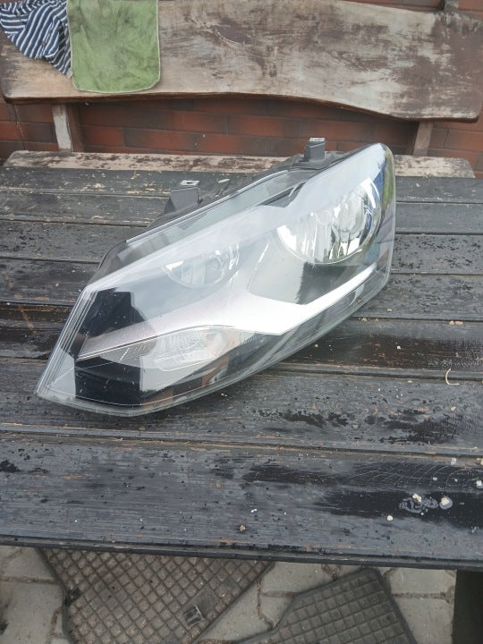 Frontscheinwerfer VW Polo 1EE24705101 Links Scheinwerfer Headlight SCH5567468432ip