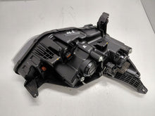 Laden Sie das Bild in den Galerie-Viewer, Frontscheinwerfer Ssangyong Korando C300 8310137101 Links Scheinwerfer Headlight SCH5568023006kr