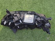 Laden Sie das Bild in den Galerie-Viewer, Frontscheinwerfer Renault Koleos 260607971R Links Scheinwerfer Headlight SCH5568215730sz