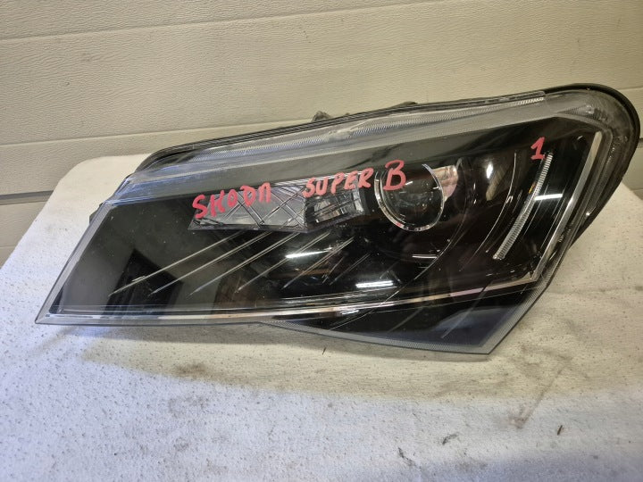Frontscheinwerfer Skoda Superb III 3V1941015B Links Scheinwerfer Headlight SCH5568869954db