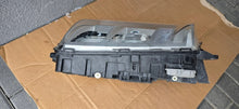 Laden Sie das Bild in den Galerie-Viewer, Frontscheinwerfer Volvo 22239244 Xenon Rechts Scheinwerfer Headlight SCH5568927462tr