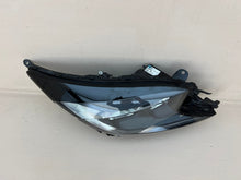 Laden Sie das Bild in den Galerie-Viewer, Frontscheinwerfer Toyota Aygo X 0H-31 Rechts Scheinwerfer Headlight SCH5584049105pm