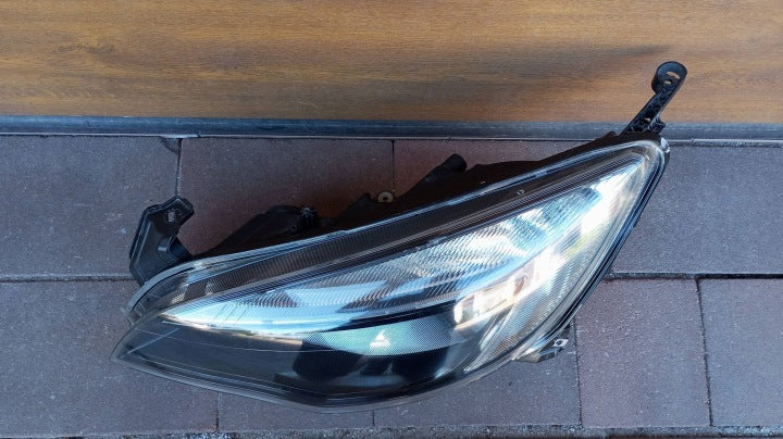 Frontscheinwerfer Opel Astra 13371595 Links Scheinwerfer Headlight SCH5584401188fe