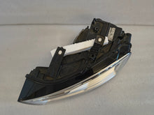 Laden Sie das Bild in den Galerie-Viewer, Frontscheinwerfer Audi Q3 8U0941005C Links Scheinwerfer Headlight SCH5587269555mm