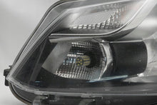 Laden Sie das Bild in den Galerie-Viewer, Frontscheinwerfer VW Caddy III 2K5941005A Links Scheinwerfer Headlight SCH5597554769rv