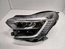 Laden Sie das Bild in den Galerie-Viewer, Frontscheinwerfer Renault Captur II 260601693R Links Scheinwerfer Headlight SCH5598358774yh