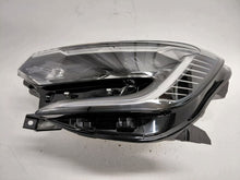 Laden Sie das Bild in den Galerie-Viewer, Frontscheinwerfer Renault Captur II 260601693R Links Scheinwerfer Headlight SCH5598358774yh