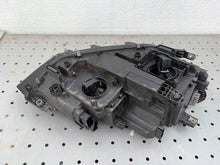 Laden Sie das Bild in den Galerie-Viewer, Frontscheinwerfer VW Touran 5TB941081A Links Scheinwerfer Headlight SCH5599282830lm