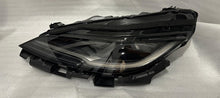 Laden Sie das Bild in den Galerie-Viewer, Frontscheinwerfer Tesla 3 176088800F LED Links Scheinwerfer Headlight SCH5602577273pg