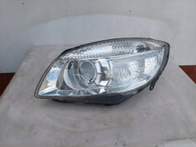 Laden Sie das Bild in den Galerie-Viewer, Frontscheinwerfer Skoda Fabia II Roomster 5J1941015A Links Headlight SCH5603648303cr