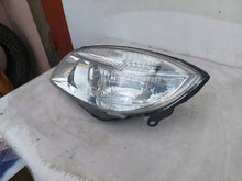 Laden Sie das Bild in den Galerie-Viewer, Frontscheinwerfer Skoda Fabia II Roomster 5J1941015A Links Headlight SCH5603648303cr