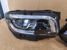 Laden Sie das Bild in den Galerie-Viewer, Frontscheinwerfer Mercedes-Benz Glb A2479069001 A2479060106 Ein Satz Headlight SCH5603661167rt