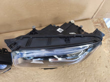 Laden Sie das Bild in den Galerie-Viewer, Frontscheinwerfer Mercedes-Benz Glb A2479069001 A2479060106 Ein Satz Headlight SCH5603661167rt