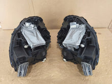 Laden Sie das Bild in den Galerie-Viewer, Frontscheinwerfer Mercedes-Benz Glb A2479069001 A2479060106 Ein Satz Headlight SCH5603661167rt