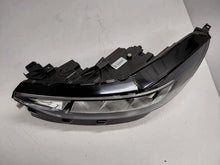 Laden Sie das Bild in den Galerie-Viewer, Frontscheinwerfer Ford Kuga PV4B-13E015-CE Links Scheinwerfer Headlight SCH5605885711yf