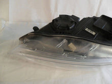 Load image into Gallery viewer, Frontscheinwerfer Ford Focus BM5113W029AG Rechts Scheinwerfer Headlight SCH5608187054tx