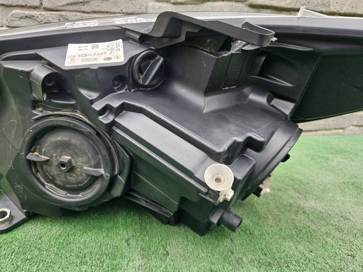 Frontscheinwerfer Mercedes-Benz Vito A4479067800BAX Rechts Headlight SCH5621483529kw