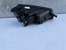 Laden Sie das Bild in den Galerie-Viewer, Frontscheinwerfer Skoda Karoq 57B941015D Links Scheinwerfer Headlight SCH5624895340mu