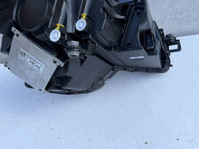 Laden Sie das Bild in den Galerie-Viewer, Frontscheinwerfer Skoda Karoq 57B941015D Links Scheinwerfer Headlight SCH5624895340mu