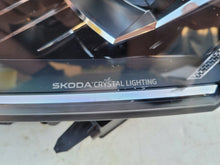 Laden Sie das Bild in den Galerie-Viewer, Frontscheinwerfer Skoda Octavia 5E4941035 Links Scheinwerfer Headlight SCH5630691463yb