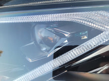 Laden Sie das Bild in den Galerie-Viewer, Frontscheinwerfer Skoda Octavia 5E4941035 Links Scheinwerfer Headlight SCH5630691463yb