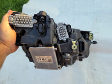 Laden Sie das Bild in den Galerie-Viewer, Frontscheinwerfer Skoda Octavia 5E4941035 Links Scheinwerfer Headlight SCH5630691463yb