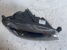 Laden Sie das Bild in den Galerie-Viewer, Frontscheinwerfer Skoda Superb III 3V1941018A Xenon Rechts Headlight SCH5635028493el