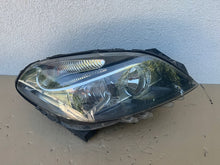 Laden Sie das Bild in den Galerie-Viewer, Frontscheinwerfer Mercedes-Benz W246 A2468200261 Rechts Scheinwerfer Headlight SCH5641226768ce