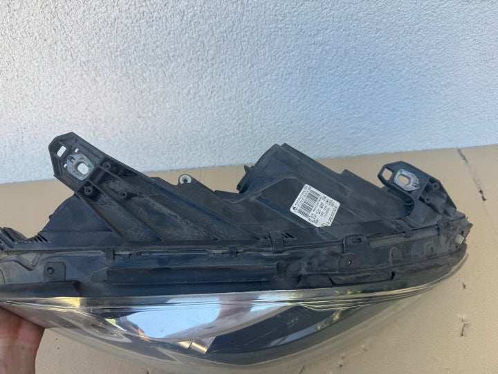 Frontscheinwerfer Mercedes-Benz W246 A2468200261 Rechts Scheinwerfer Headlight SCH5641226768ce