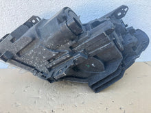 Laden Sie das Bild in den Galerie-Viewer, Frontscheinwerfer Mercedes-Benz W246 A2468200261 Rechts Scheinwerfer Headlight SCH5641226768ce