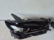 Laden Sie das Bild in den Galerie-Viewer, Frontscheinwerfer Mazda Cx30 DGJ151030 DGJ151040 Ein Satz Scheinwerfer Headlight SCH5644557265so