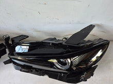 Laden Sie das Bild in den Galerie-Viewer, Frontscheinwerfer Mazda Cx30 DGJ151030 DGJ151040 Ein Satz Scheinwerfer Headlight SCH5644557265so