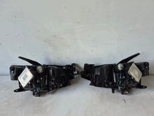 Laden Sie das Bild in den Galerie-Viewer, Frontscheinwerfer Mazda Cx30 DGJ151030 DGJ151040 Ein Satz Scheinwerfer Headlight SCH5644557265so