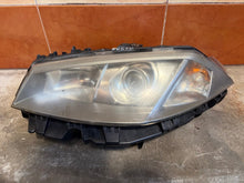 Laden Sie das Bild in den Galerie-Viewer, Frontscheinwerfer Renault Megane II 8200073224H Links Scheinwerfer Headlight SCH5646864860yq