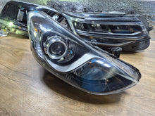 Laden Sie das Bild in den Galerie-Viewer, Frontscheinwerfer Hyundai I30 92102-A6060 Rechts Scheinwerfer Headlight SCH5649422059rs