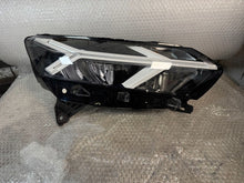 Load image into Gallery viewer, Frontscheinwerfer Dacia Sandero III 260106197R LED Rechts Scheinwerfer Headlight SCH5654002986km