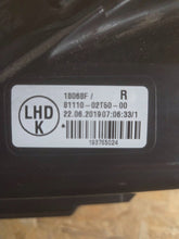 Laden Sie das Bild in den Galerie-Viewer, Frontscheinwerfer Toyota Corolla 18068F 8111002T50 193765024 LED Rechts SCH5655109864sa