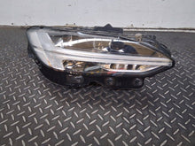 Laden Sie das Bild in den Galerie-Viewer, Frontscheinwerfer Volvo 31468901 LED Rechts Scheinwerfer Headlight SCH5657258640lx
