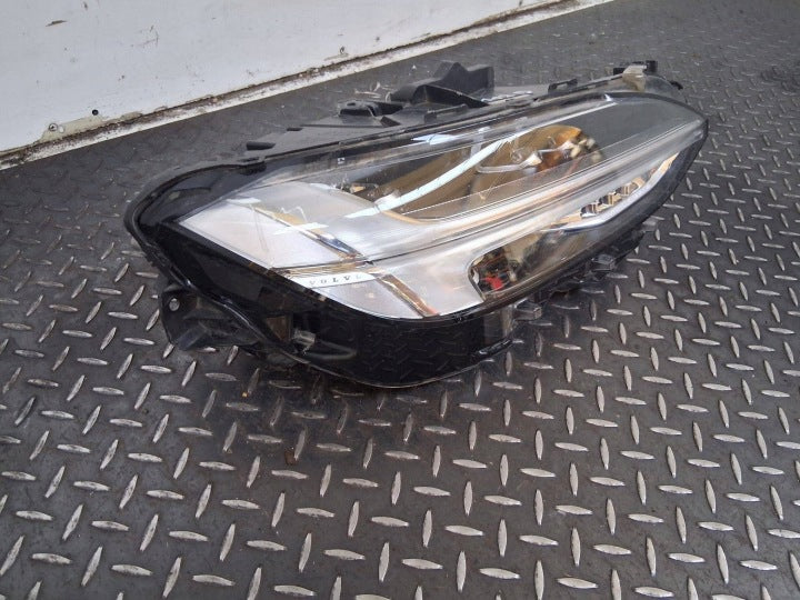 Frontscheinwerfer Volvo 31468901 LED Rechts Scheinwerfer Headlight SCH5657258640lx
