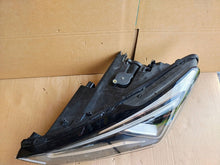 Laden Sie das Bild in den Galerie-Viewer, Frontscheinwerfer Seat Tarraco 5FJ941007J Links Scheinwerfer Headlight SCH5657568100ro