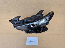 Laden Sie das Bild in den Galerie-Viewer, Frontscheinwerfer Mazda 3 BCJH51040 Links Scheinwerfer Headlight SCH5667517352sc