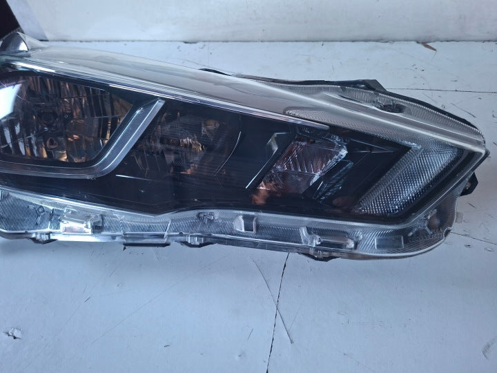 Frontscheinwerfer Nissan Micra I K14 100-18730 Rechts Scheinwerfer Headlight SCH5676698817yc