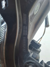 Laden Sie das Bild in den Galerie-Viewer, Frontscheinwerfer Nissan Micra I K14 100-18730 Rechts Scheinwerfer Headlight SCH5676698817yc