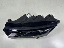 Load image into Gallery viewer, Frontscheinwerfer Skoda Octavia IV 5E4941035 Links Scheinwerfer Headlight SCH5682925027bn