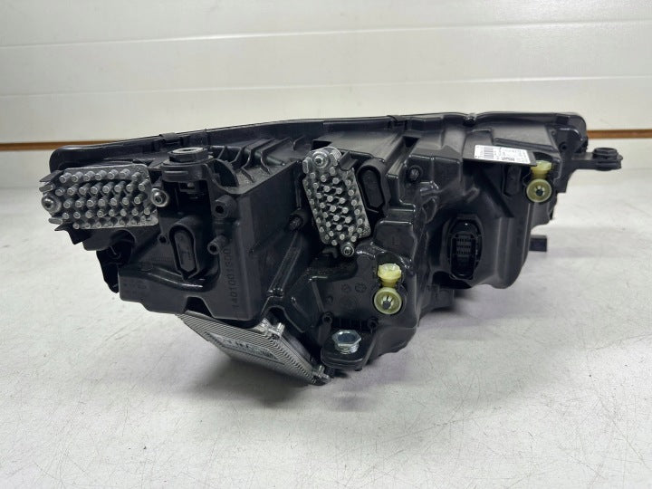 Frontscheinwerfer Skoda Octavia IV 5E4941035 Links Scheinwerfer Headlight SCH5682925027bn