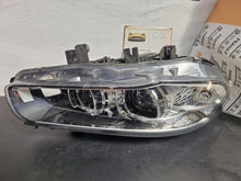 Laden Sie das Bild in den Galerie-Viewer, Frontscheinwerfer BMW 2 F45 7472214 Rechts Scheinwerfer Headlight SCH5688509556ac