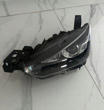 Laden Sie das Bild in den Galerie-Viewer, Frontscheinwerfer Mazda Cx3 D10E-51040 Links Scheinwerfer Headlight SCH5694088291ht