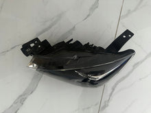 Laden Sie das Bild in den Galerie-Viewer, Frontscheinwerfer Mazda Cx3 D10E-51040 Links Scheinwerfer Headlight SCH5694088291ht