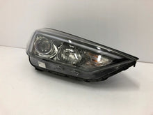 Load image into Gallery viewer, Frontscheinwerfer Hyundai Tucson 92102-D7600 Rechts Scheinwerfer Headlight SCH5708699497ha